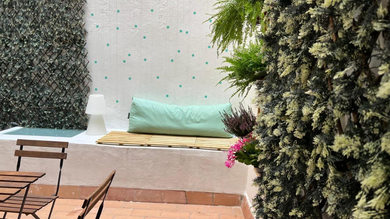 Apartamento Con Encanto Y Terraza En Barri Vell De Girona, El Cul De La Lleona Buitenkant foto